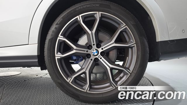 BMW X6 2022 — photo 7