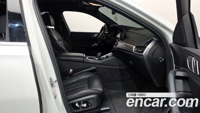BMW X6 2022 — photo 16