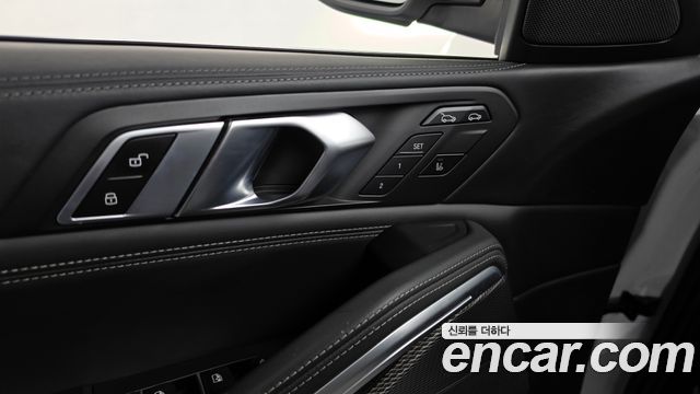 BMW X6 2022 — photo 27