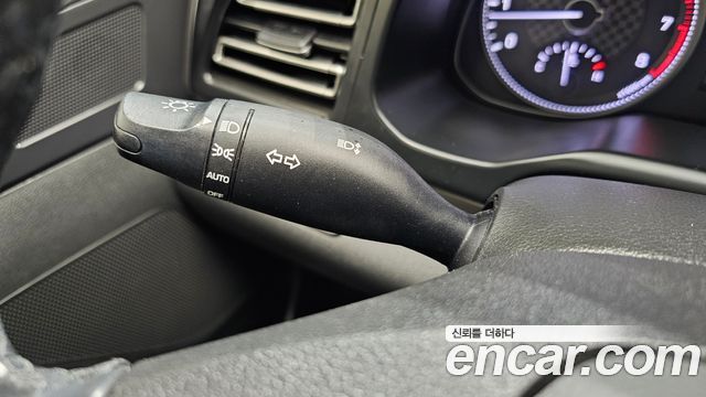 Hyundai AVANTE 2020 — photo 25