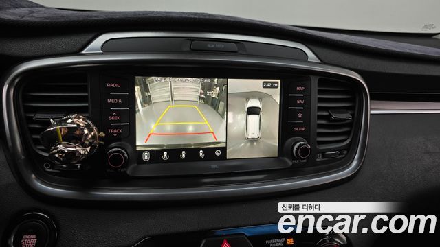 Kia Sorento 2019 — photo 15