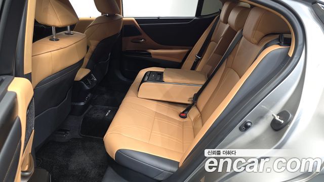 Lexus ES 2026 — photo 17