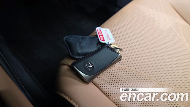 Lexus ES 2026 — photo 21