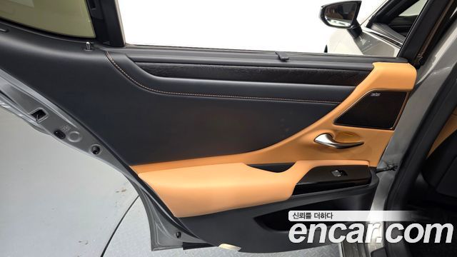 Lexus ES 2026 — photo 15