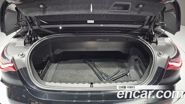 BMW 4-Series 2021 — photo 33