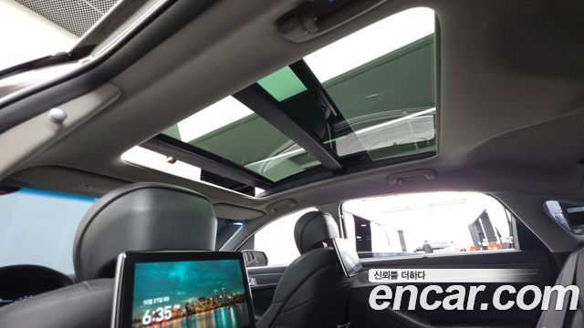 Genesis G80 2019 — photo 21