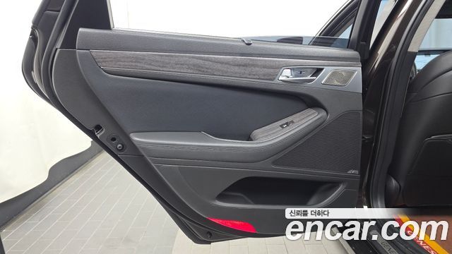 Genesis G80 2019 — photo 15
