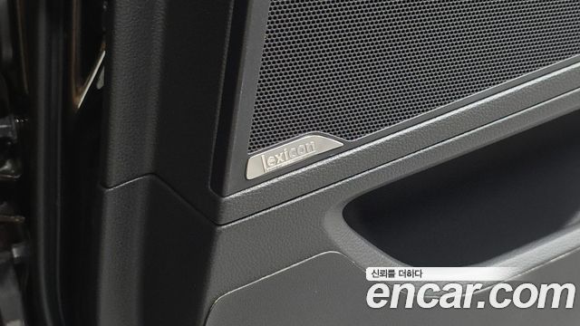 Genesis G80 2019 — photo 30