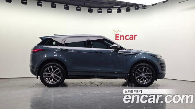Land Rover Range Rover Evoque 2026 — photo 5