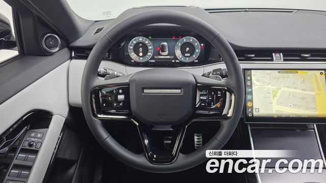 Land Rover Range Rover Evoque 2026 — photo 15