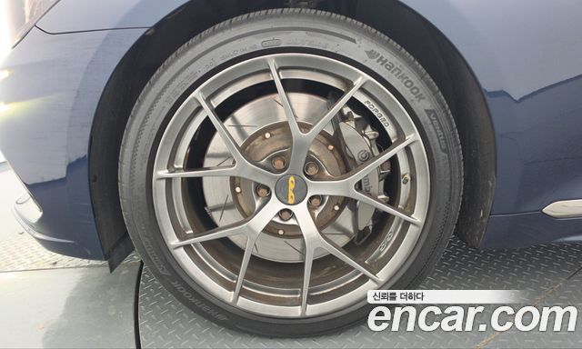 Genesis G80 2019 — photo 5