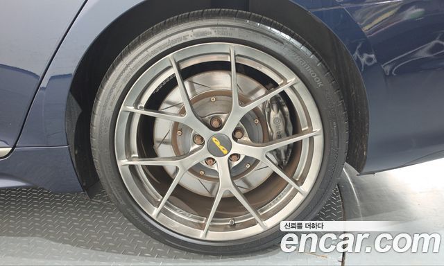 Genesis G80 2019 — photo 7