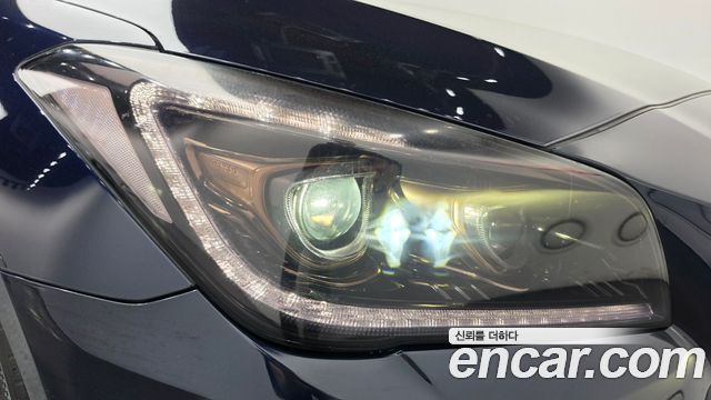 Genesis G80 2019 — photo 8