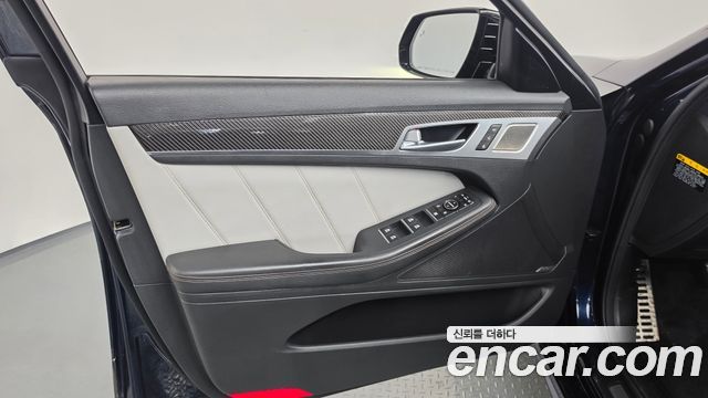 Genesis G80 2019 — photo 14