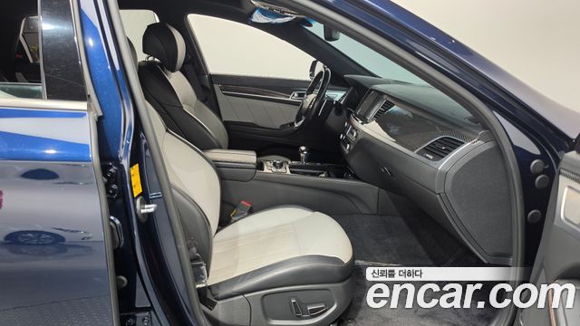 Genesis G80 2019 — photo 16