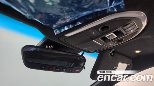 Genesis G80 2019 — photo 27
