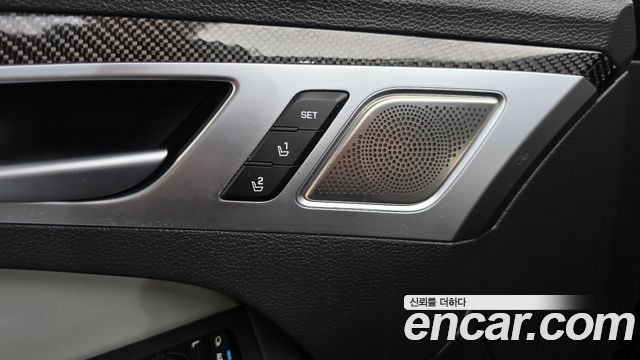 Genesis G80 2019 — photo 33