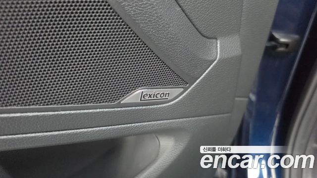 Genesis G80 2019 — photo 34