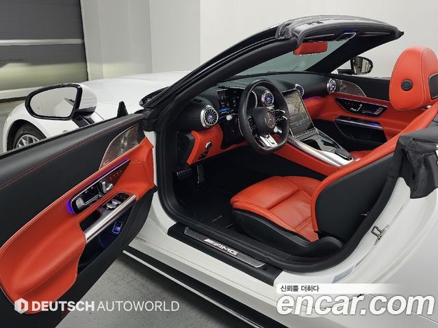 Mercedes-Benz SL-Class 2023 — photo 11