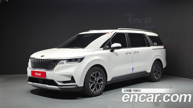 Kia Canival 2021 — photo 1