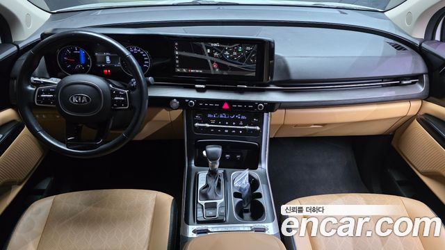 Kia Canival 2021 — photo 7