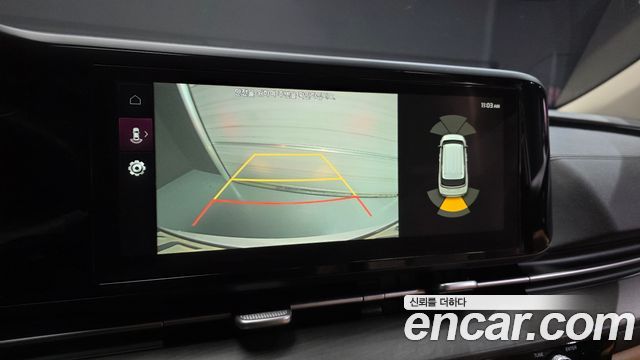 Kia Canival 2021 — photo 16
