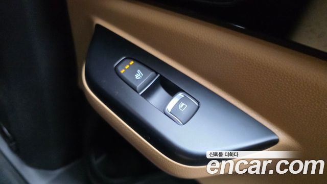 Kia Canival 2021 — photo 19