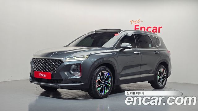Hyundai Santafe 2019 — photo 1