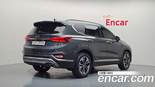 Hyundai Santafe 2019 — photo 2