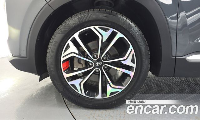 Hyundai Santafe 2019 — photo 5