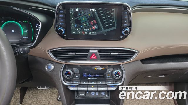 Hyundai Santafe 2019 — photo 18