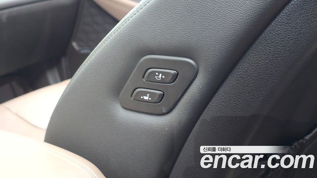 Hyundai Santafe 2019 — photo 21