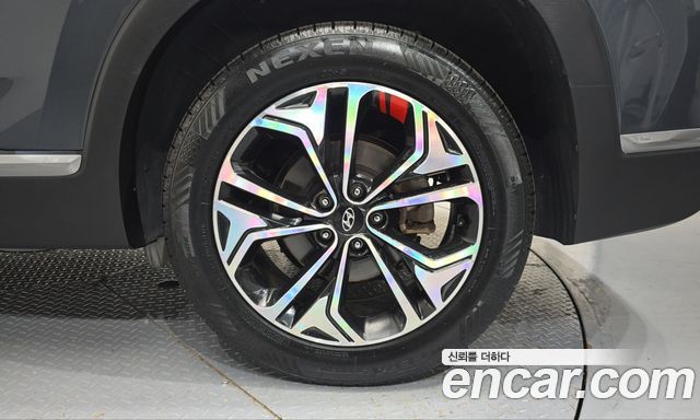 Hyundai Santafe 2019 — photo 7
