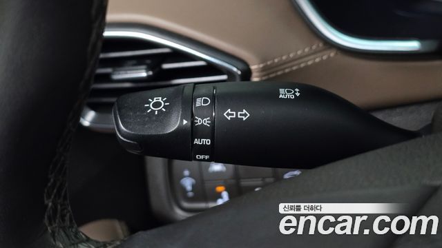 Hyundai Santafe 2019 — photo 29