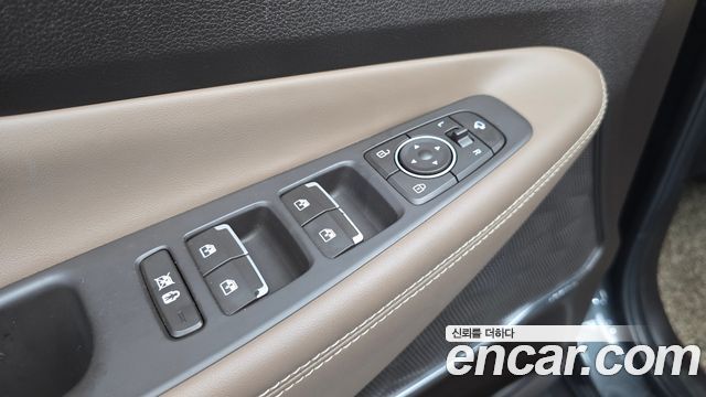 Hyundai Santafe 2019 — photo 30