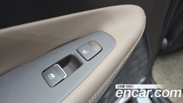 Hyundai Santafe 2019 — photo 35