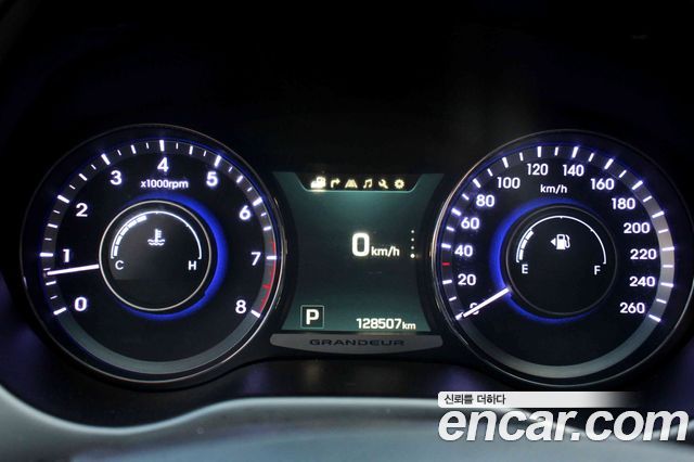 Hyundai Grandeur 2015 — photo 13