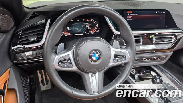 BMW Z4 2019 — photo 18