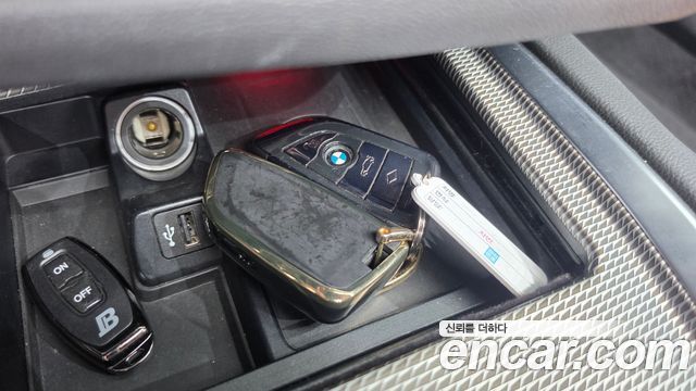 BMW Z4 2019 — photo 20