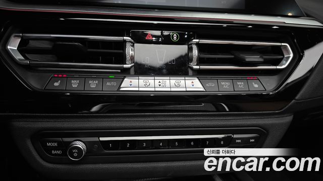 BMW Z4 2019 — photo 25