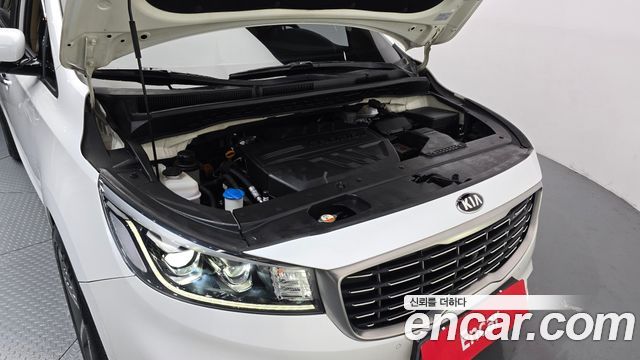 Kia Canival 2019 — photo 6