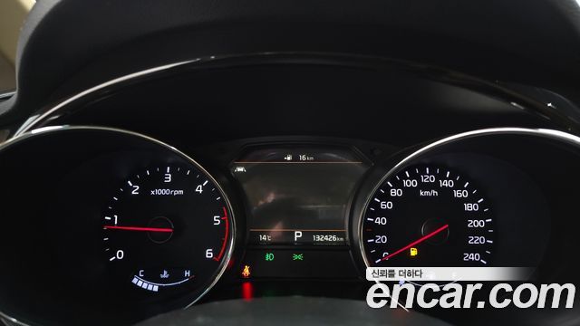 Kia Canival 2019 — photo 11