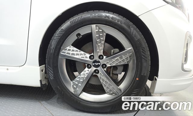 Kia Canival 2019 — photo 7