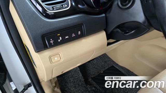Kia Canival 2019 — photo 27