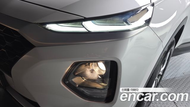 Hyundai Santafe 2019 — photo 8