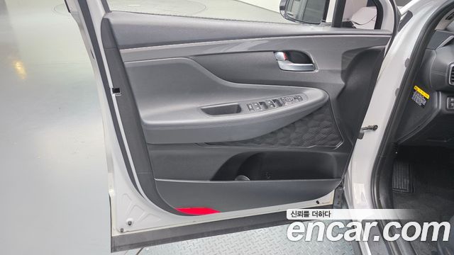 Hyundai Santafe 2019 — photo 14