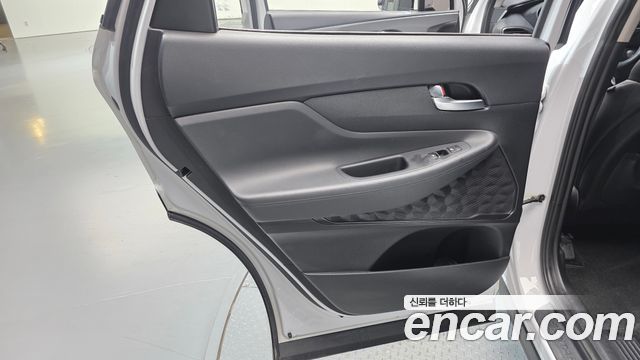 Hyundai Santafe 2019 — photo 15