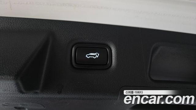 Hyundai Santafe 2019 — photo 31