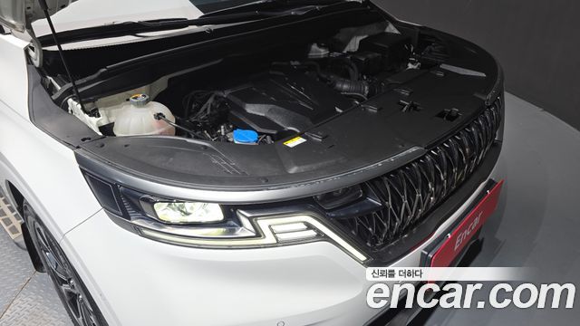 Kia Canival 2023 — photo 6