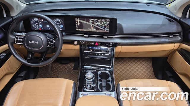 Kia Canival 2023 — photo 7